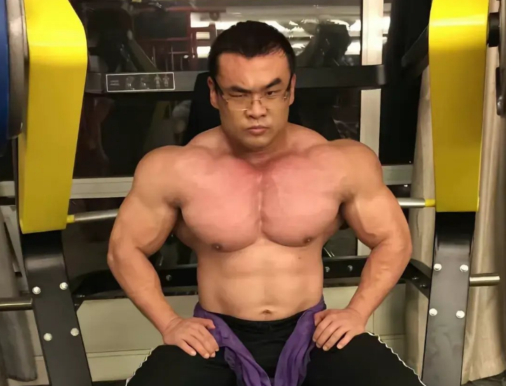发心肌梗猝, bt, 刘一阳曾经