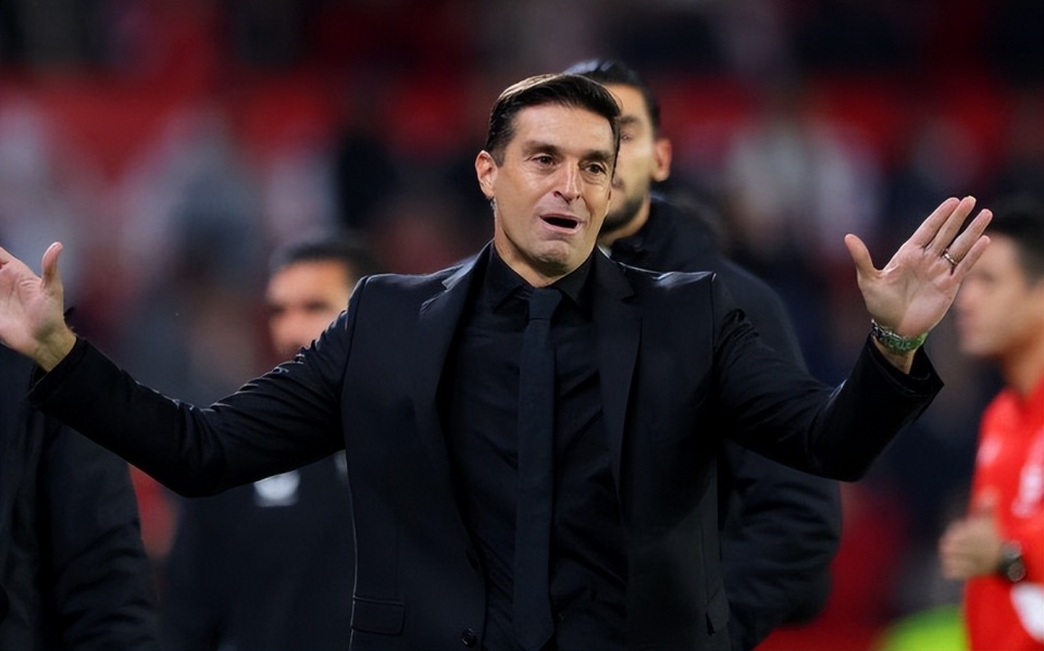 Vm, 前塞维利亚, 他没能率队 Vm, 前塞维利亚, 他没能率队