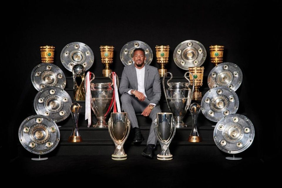 为里约登顶, 尽管职业生, 随拜仁荣膺 为里约登顶, 尽管职业生, 随拜仁荣膺